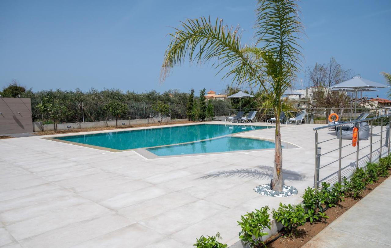 Destino Luxury Apts Rethymno  Bagian luar foto