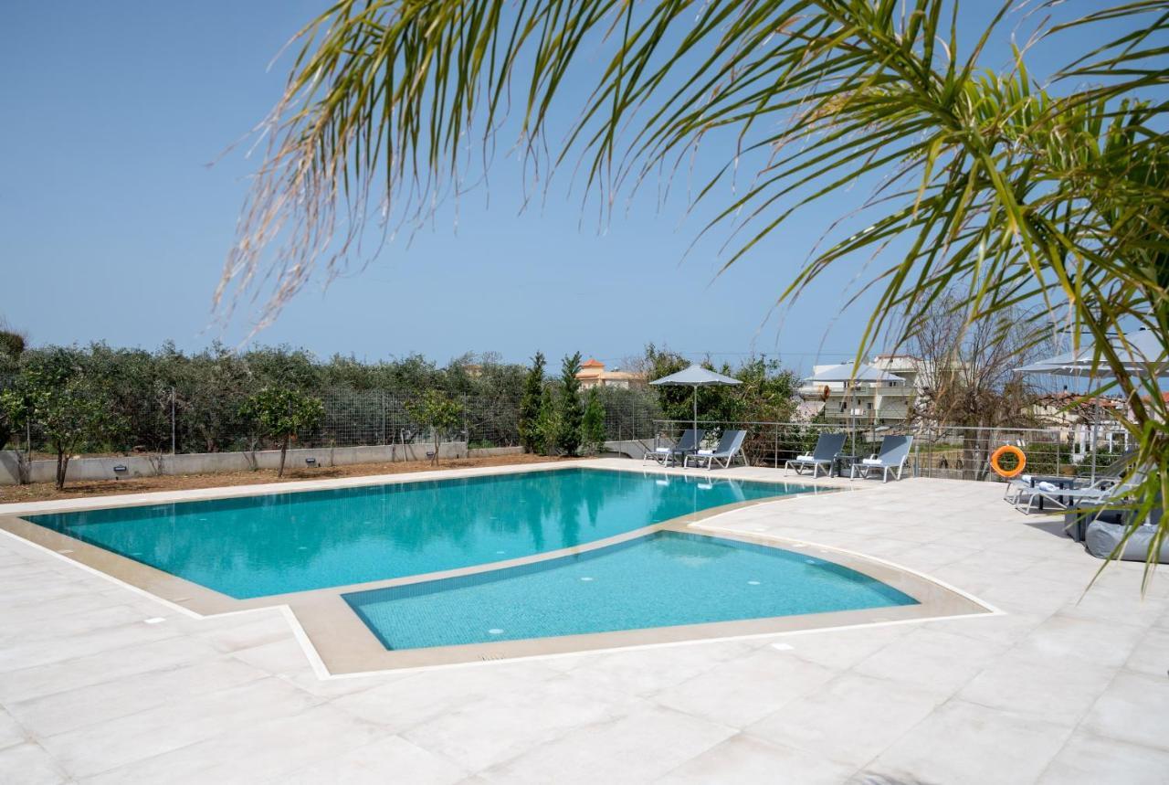 Destino Luxury Apts Rethymno  Bagian luar foto